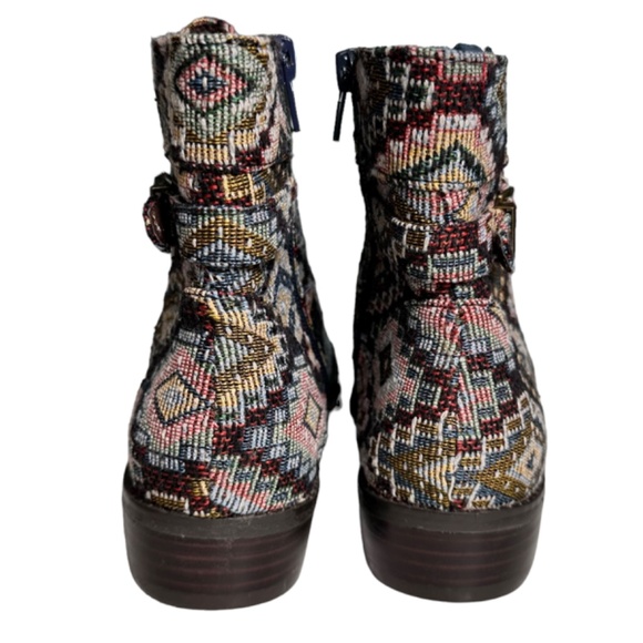 Restricted Boho Tapestry Boots | Lace-Up, Geometric, EUC Rare Find! - Picture 5 of 10